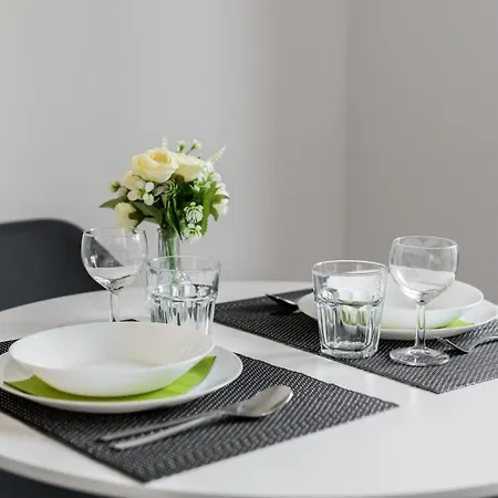 Krosnienska On Ground Level By Renters